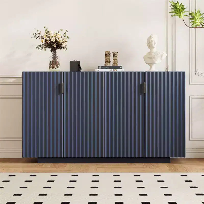 Buffet de rangement rétro 4 portes ondulées avec étagères réglables et poignées en cuivre
