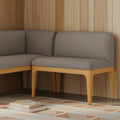 Banquette modulaire scandinave en bois massif gris avec assise en mousse antitache pour salle à manger